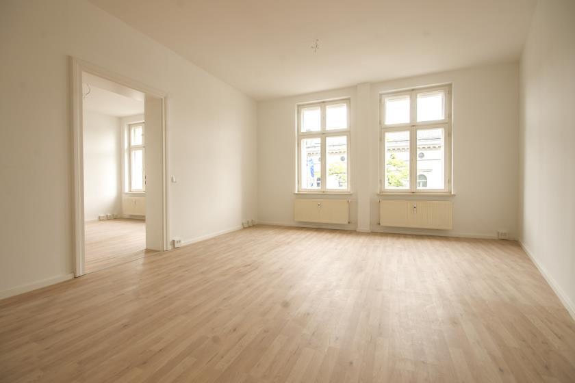 ETAGE in Potsdam - VERMIETET - Großzügige, helle Pärchen- oder WG-Wohnung in zentraler Lage
